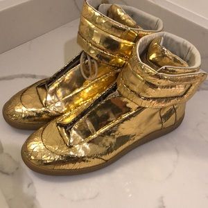 Gold Maison Margiela's